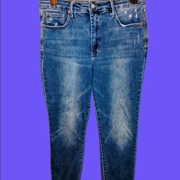 Judy Blue Distressed Skinny Jeans - Blue - Picture 4 of 8